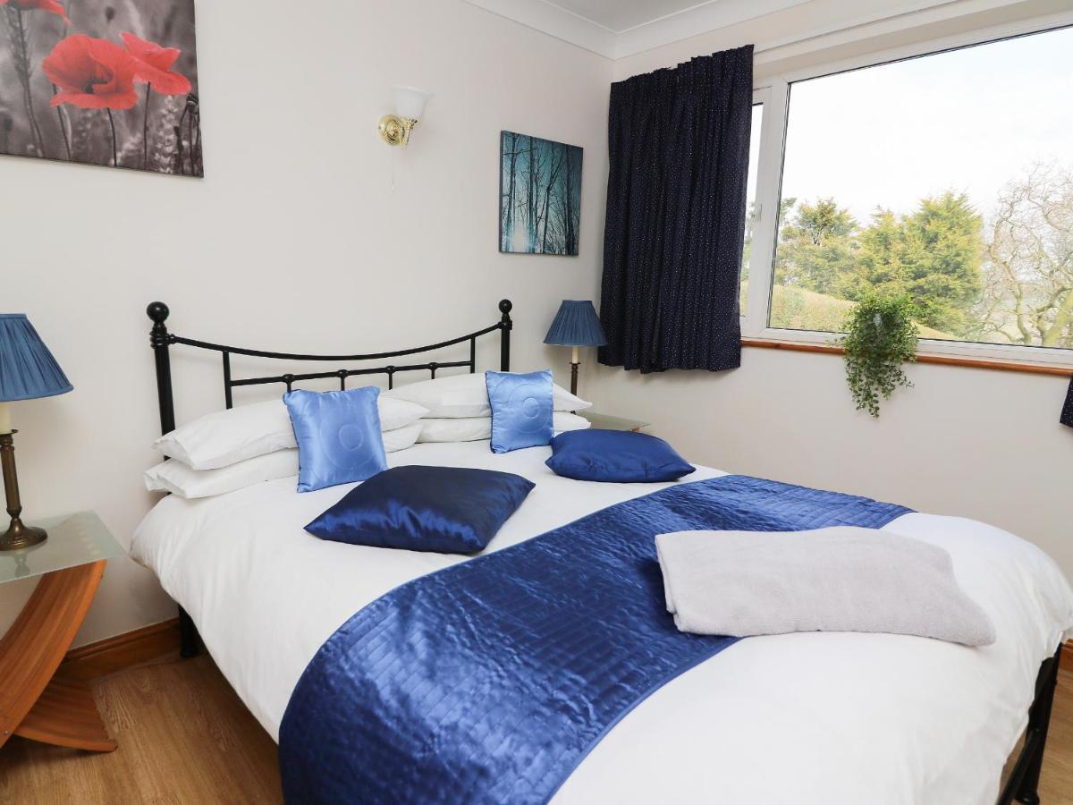 Blaenywawr Annexe Villa Cross Inn Luaran gambar